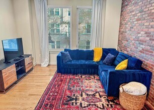 5610 45th Ave in Hyattsville, MD - Foto de edificio - Building Photo