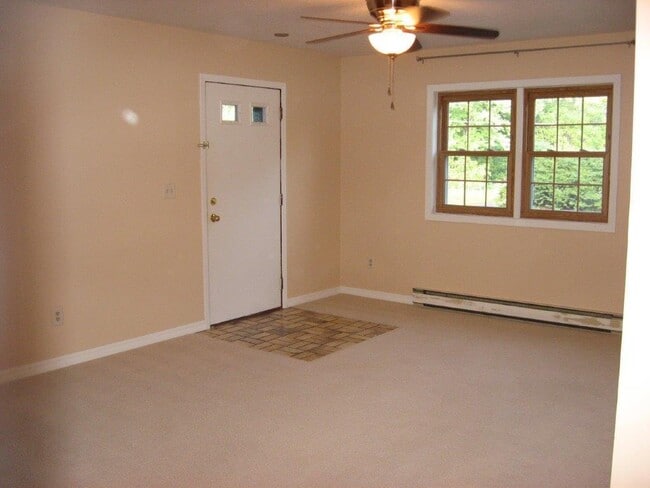 1302 4th St N in Stillwater, MN - Building Photo - Building Photo
