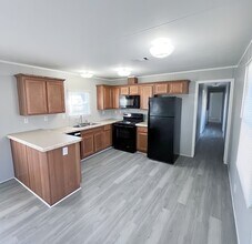 110 N Michigan St in Lawrence, KS - Building Photo - Building Photo