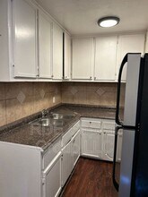 1037 E Tucker St in Fort Worth, TX - Building Photo - Building Photo