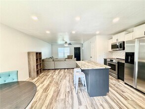 507 Braithwaite St in Bentonville, AR - Foto de edificio - Building Photo