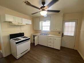 1502 N Delaware Ave in Tulsa, OK - Building Photo - Building Photo