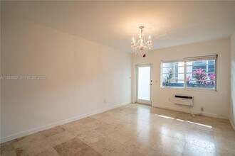 1120 Euclid Ave in Miami Beach, FL - Building Photo - Building Photo