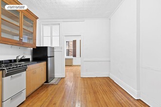 173 Bleecker St in New York, NY - Building Photo - Building Photo