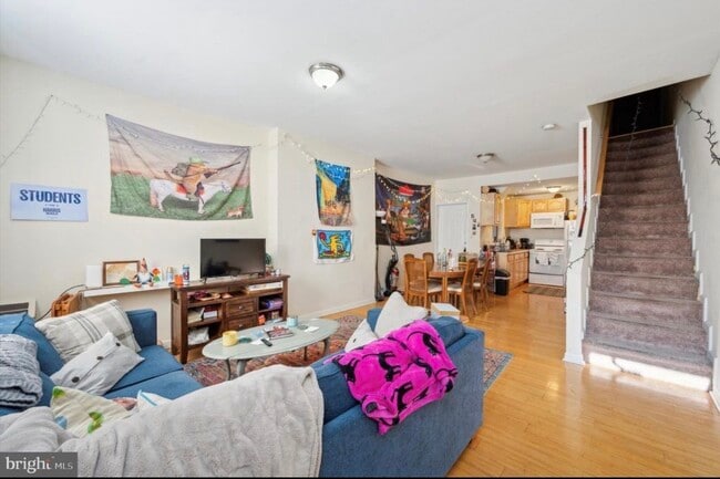 property at 1531 Fontain St