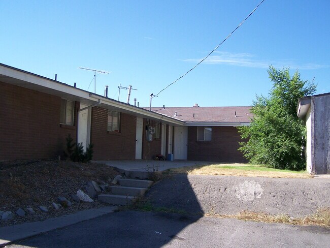 2046 N 1200 E in North Logan, UT - Building Photo - Building Photo