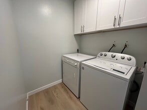 7855 Camino Huerta in San Diego, CA - Building Photo - Building Photo