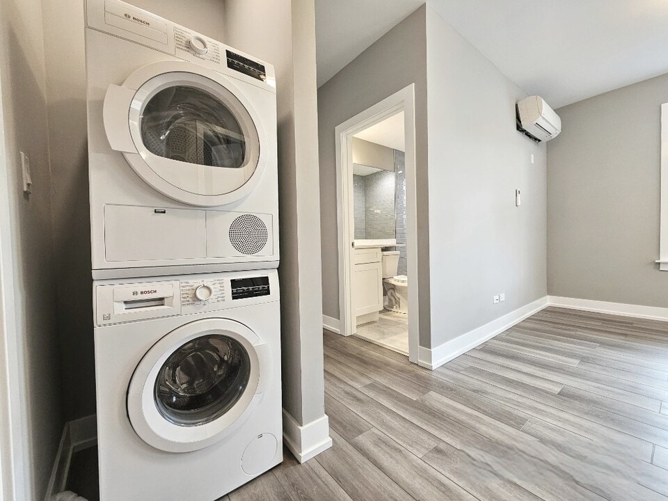 3937 N Janssen Ave, Unit A09C in Chicago, IL - Building Photo