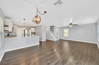 7912 Ivy Run St in Las Vegas, NV - Building Photo - Building Photo