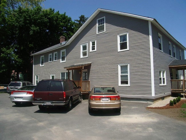 20 Pomeroy Ave in Pittsfield, MA - Building Photo - Building Photo