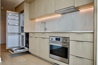 1200 Drummond Rue in Montréal, QC - Building Photo - Building Photo