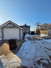 408 E Oak St in Sparta, WI - Building Photo - Building Photo