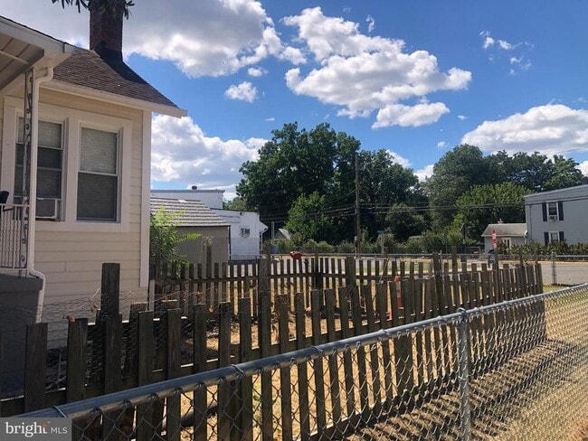 3701 Webster St in Brentwood, MD - Building Photo - Building Photo