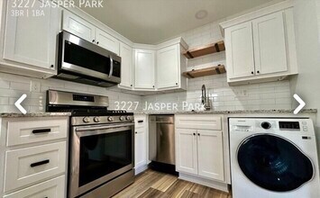 3227 Jasper Park in St. Louis, MO - Building Photo - Building Photo
