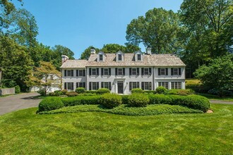 99 Husted Ln in Greenwich, CT - Building Photo - Building Photo