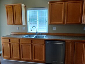 11704 1st Pl SE in Lake Stevens, WA - Building Photo - Building Photo