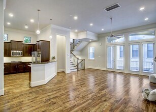 1853 Dart St in Houston, TX - Building Photo - Building Photo