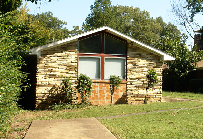 2172 Washington Ave in Memphis, TN - Building Photo - Building Photo