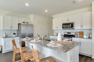 Lake Griffin Reserve in Leesburg, FL - Building Photo - Building Photo