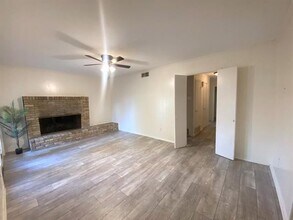 13535 Red Fern Ln in Dallas, TX - Building Photo - Building Photo