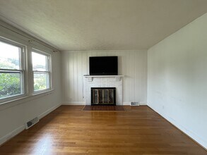 105 Roberts Ave in Lynchburg, VA - Building Photo - Building Photo