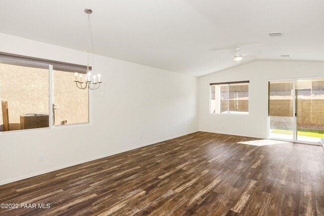 1385 Warbler Wy in Prescott, AZ - Building Photo - Building Photo