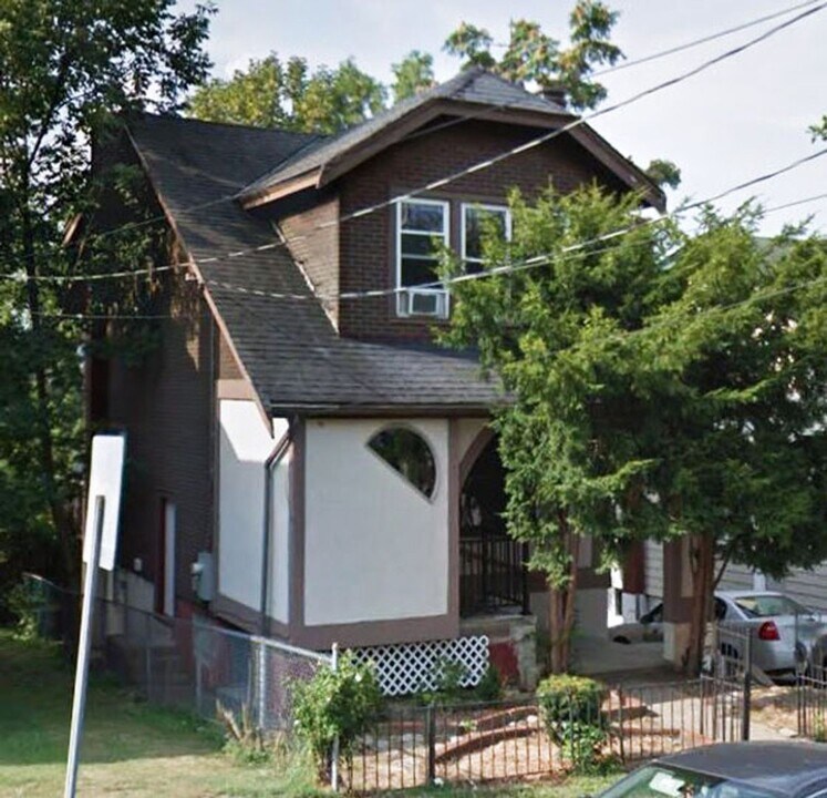347 Warner St-Unit -347 in Cincinnati, OH - Foto de edificio