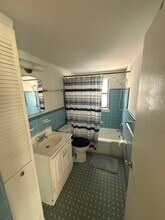 810 5th Ave N in Jacksonville Beach, FL - Building Photo - Building Photo