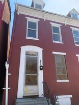 144 E Maple St in York, PA - Building Photo