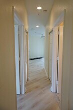 1931 Marsh Harbor Dr in Riviera Beach, FL - Foto de edificio - Building Photo