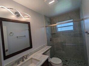 2402 NE 5th Ave in Boca Raton, FL - Building Photo - Building Photo