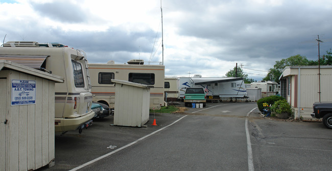 Oaknoll Trailer Park in Lakewood, WA - Building Photo - Building Photo