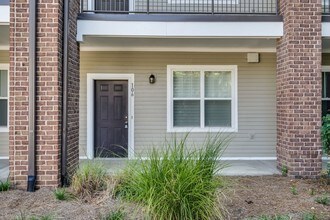 2310 Elliott Ave-Unit -#106 in Nashville, TN - Building Photo - Building Photo