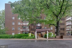 10850 Green Mountain Cir in Columbia, MD - Building Photo