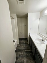 Whispering Willows Apartments in Phoenix, AZ - Building Photo - Building Photo