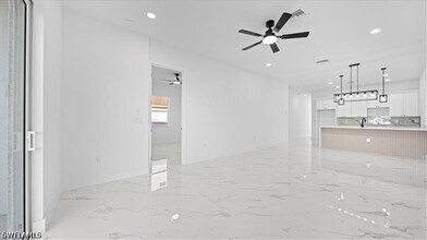 1009-1011 NE 15th Ln in Cape Coral, FL - Building Photo - Building Photo