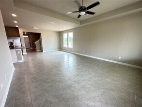 7239 Grand Mason Dr in Cypress, TX - Foto de edificio - Building Photo