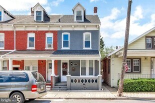 338 Norway St in York, PA - Building Photo