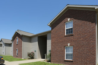 The Brickyard Apartments in Evansville, IN - Building Photo - Building Photo