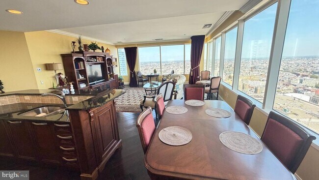 50 S 16th St in Philadelphia, PA - Building Photo - Building Photo