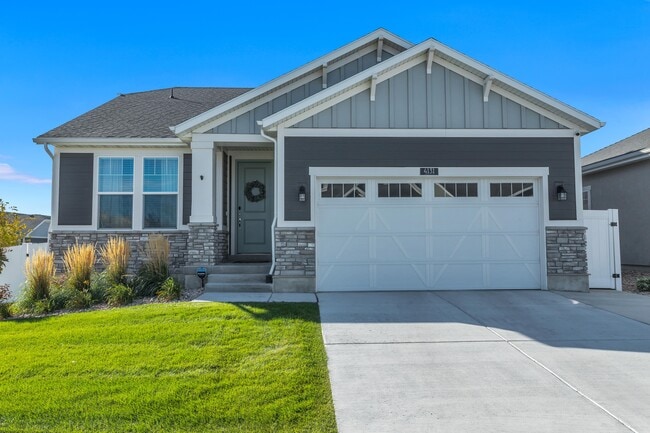 4131 W 2420 N