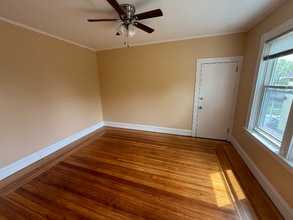 117 Irving St in Fall River, MA - Building Photo - Building Photo