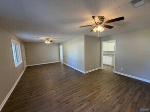 117 Lucille Dr SW in Decatur, AL - Building Photo - Building Photo