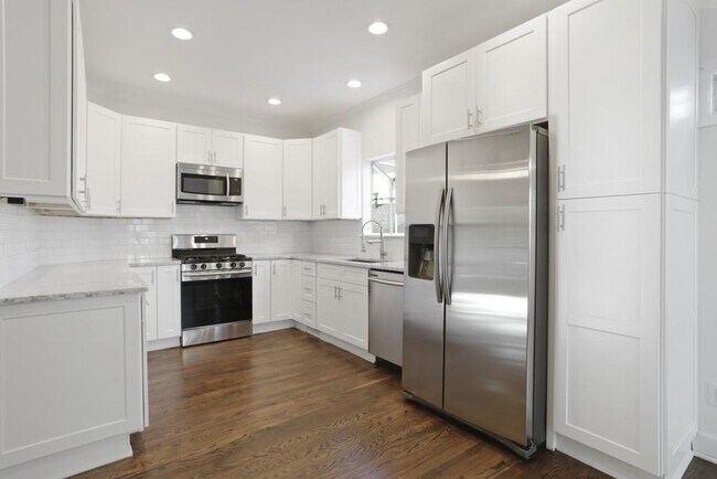 property at 1022 Greenwood Ave NE