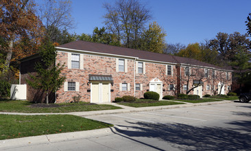 Sebring Court in Indianapolis, IN - Building Photo - Building Photo