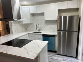 353 SE 12th Ave in Pompano Beach, FL - Building Photo