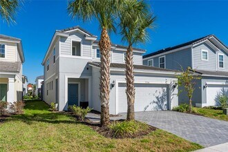 7336 Oakmoss Loop in Davenport, FL - Building Photo - Building Photo