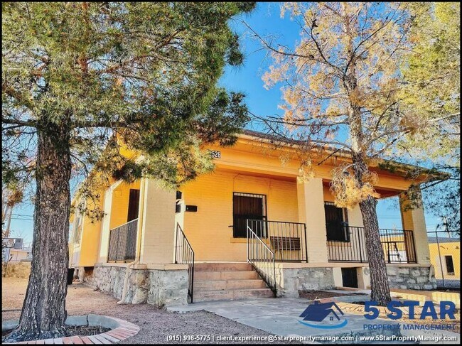 property at 2526 Yandell Dr