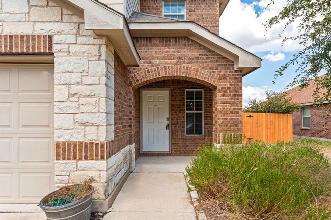 128 Mallard Ln in Leander, TX - Foto de edificio - Building Photo