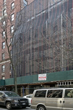 302 W 105th St in New York, NY - Building Photo - Building Photo